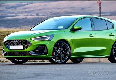 si vende Ford focus St 2023