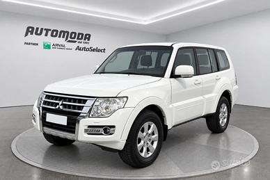 Mitsubishi Pajero 3.2 5p. 7 POSTI - GANCIO