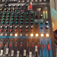 Mixer Yamaha +Case