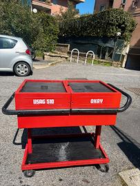 Carrello porta attrezzi