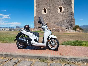 Honda SH300 ABS