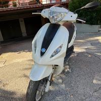 Piaggio Fly 50 - 2013