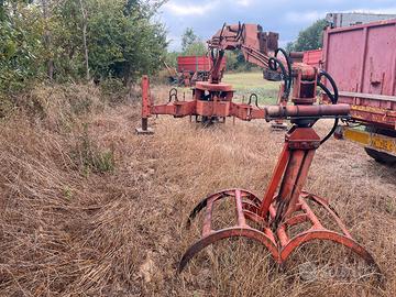 Caricatore forestale