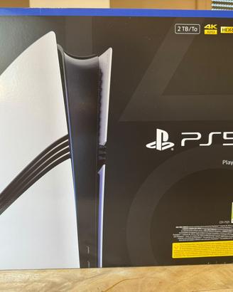 Sony PS5 Pro 2 Tb sigillata + gar  ita 07/2028