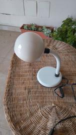 lampada da scrivania bianca 