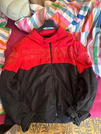 Giacca uomo Dainese e giacca donna Tucano