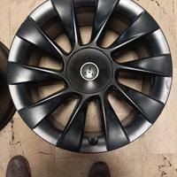 CERCHI TESLA 20 POLLICI