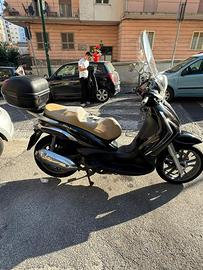 Beverly tourer 300