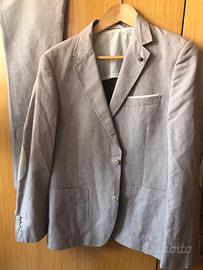 Completo vestito uomo