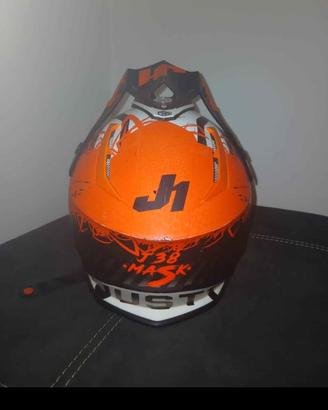 casco per moto 