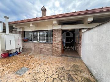 Villa a schiera Ardea [Cod. rif 3339047VRG]
