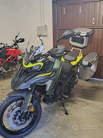 Benelli TRK X 702