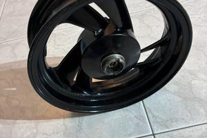Cerchio anteriore malaguti f10 nuovo