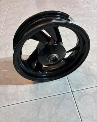 Cerchio anteriore malaguti f10 nuovo