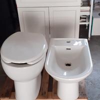 wc per rialzato per disabilità bidet e lavabo