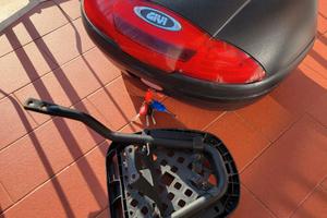 Bauletto con piastra Yamaha X Max 250