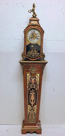 Orologio a pendolo Boulle con piedistallo