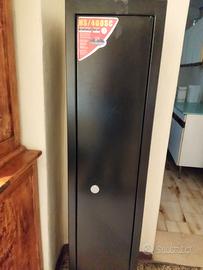 armadietto blindato per fucili  7 posti