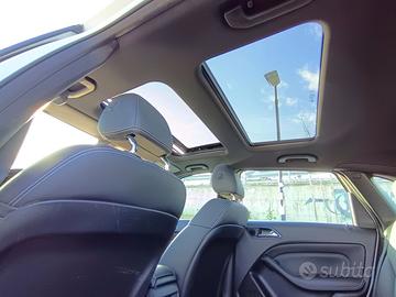 Mercedes Classe B 180d + tetto panoramico