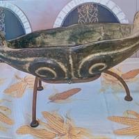 vaso antico in teak intagliato