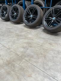 BMW M2 cerchi con gomme invernali 19 pollici F87 s