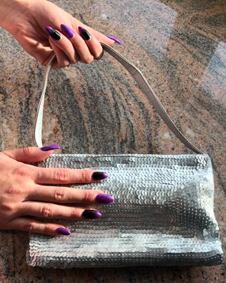 Borsa con paillettes argentata