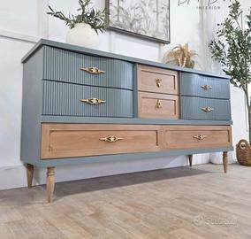 Mobili di vari tipi con uno stile unico.