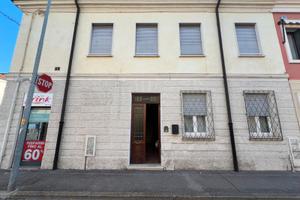 Trilocale in centro comodo a tutto