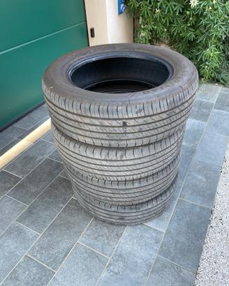 Goodyear Efficient Grip 2