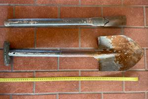 Pala e manico piccone land rover defender