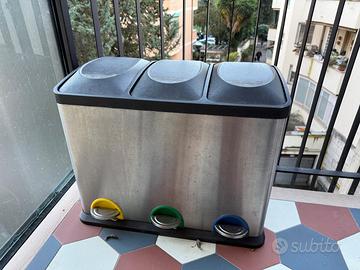 Pattumiera raccolta differenziata