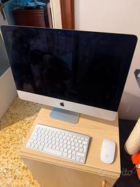 IMAC 21,5 8GB  RAM, 1TB hardisc aggiunto.