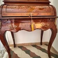 Scrittoio anni ’70 in legno massello