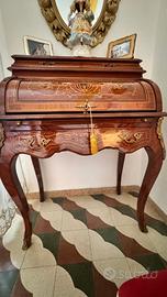 Scrittoio anni ’70 in legno massello