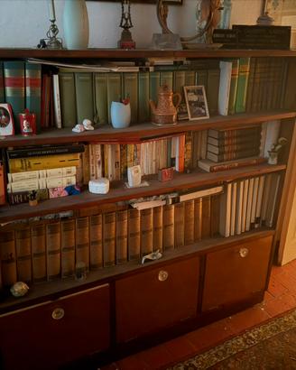 Libreria a colonna in legno noce stile anni 40-50