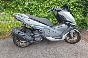 Malaguti Madison 125-MOTORE A LIQUIDO-ABS