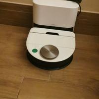 Robot Aspirapolvere Folletto VR7s con base di svuo