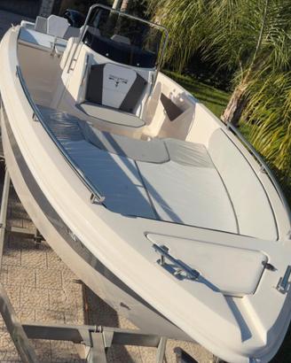 Nuova open Trimarchi 215 Mercury 40pro noleggio