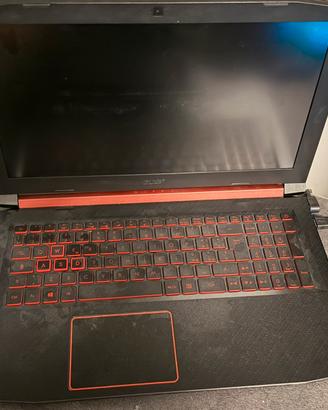 Portatile da gaming Acer 16”
