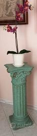Colonna con capitello da arredo interno/esterno