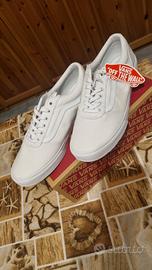 Vans bianche in tessuto 