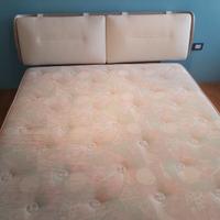 Letto matrimoniale