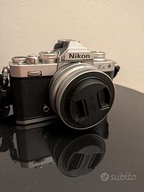 Nikon Zfc Z fc + lente Nikkor 16-50