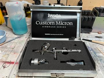 Iwata costum micron 0.23