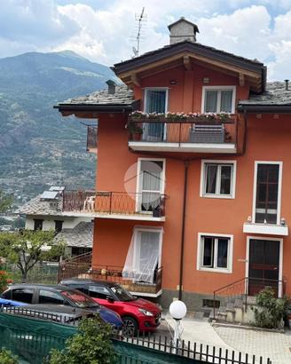 3 LOCALI A GRESSAN