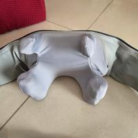 massaggiatore per collo 