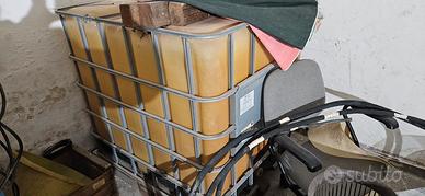 cisterna diesel o irrigazione completa di pedana