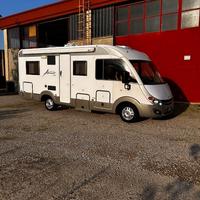 Motorhome burstner letto basso alla francese