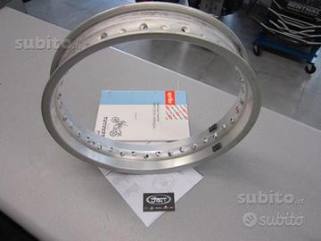 Aprilia Pegaso cerchio posteriore