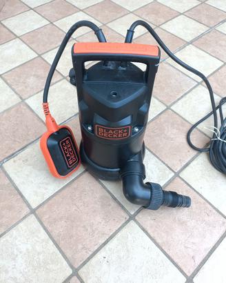 Pompa sommersa Black & Decker BXUP250PCE